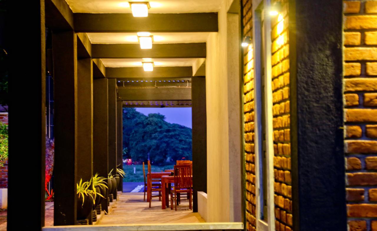 Kubura Resort Anuradhapura Eksteriør billede